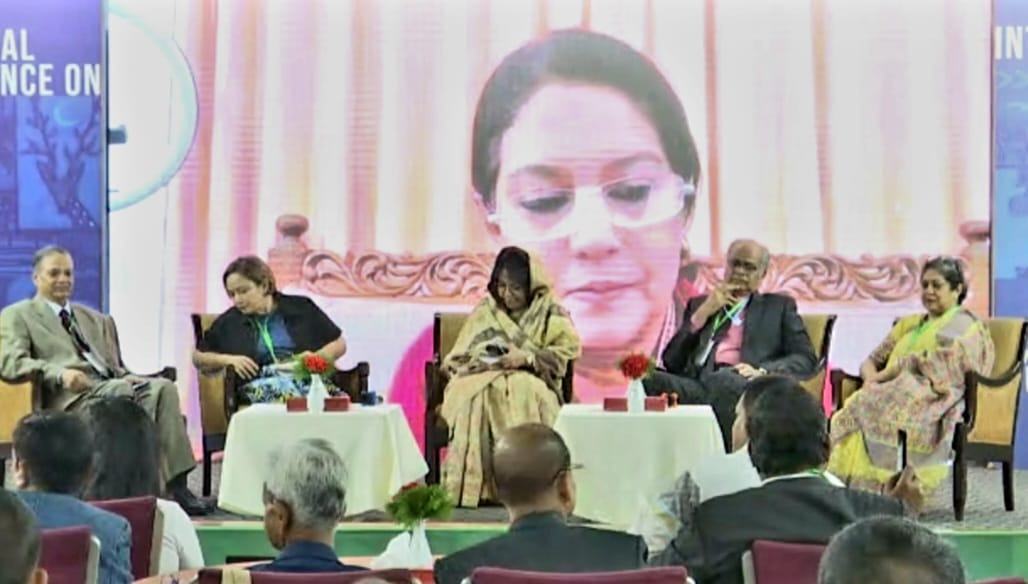 পরিবেশ ন্যায়বিচার প্রতিষ্ঠায় নিরলসভাবে কাজ করছে অন্তর্বর্তী সরকার: পরিবেশ উপদেষ্টা