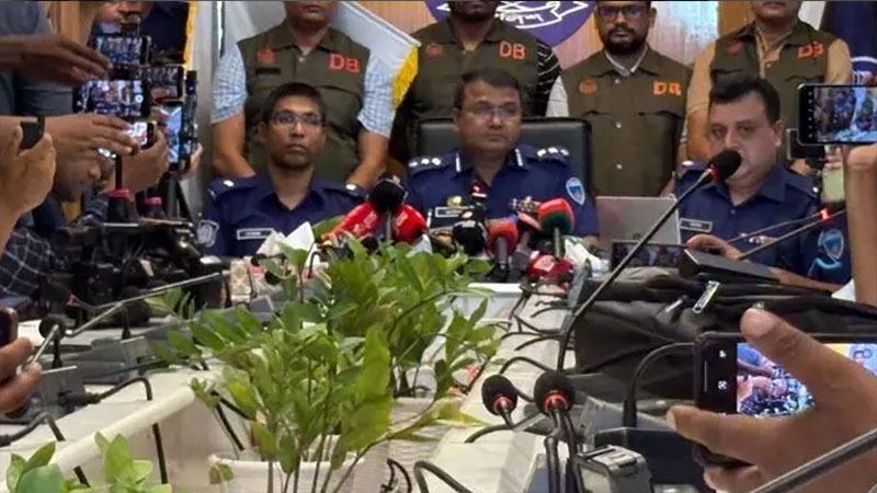 আইফোন ছিনিয়ে নিতেই অপ্রতিমকে পিটিয়ে হত্যা করা হয়: পুলিশ