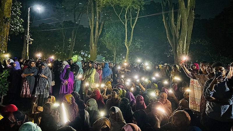 রাবি সুইমিংপুলে শিক্ষার্থীর মৃত্যুতে বিক্ষোভে উত্তাল ক্যাম্পাস, তদন্ত কমিটি গঠন