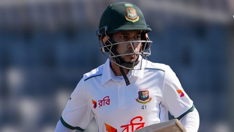 ইতিহাস গড়ায় ১ রানের অপেক্ষায় মুশফিক