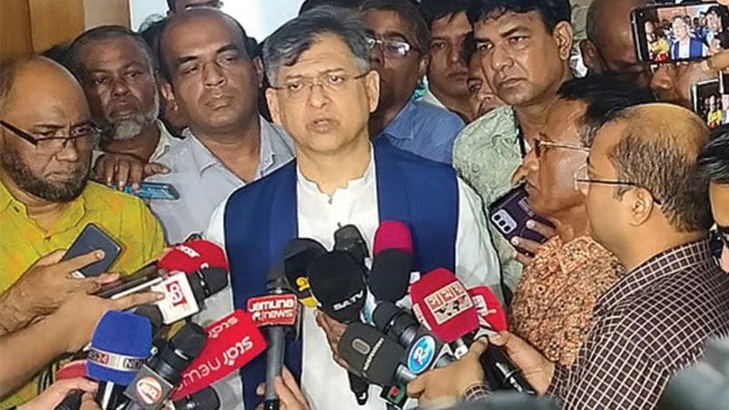 এবার আইন উপদেষ্টার কাছে আপত্তি জানিয়ে এল বিএনপি