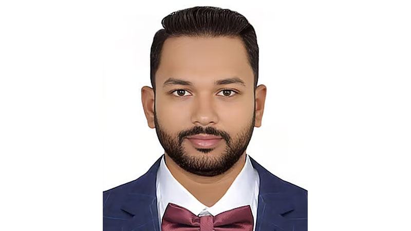 মুচলেকা নিয়ে এমপি পুত্রকে পরিবারের কাছে হস্তান্তর