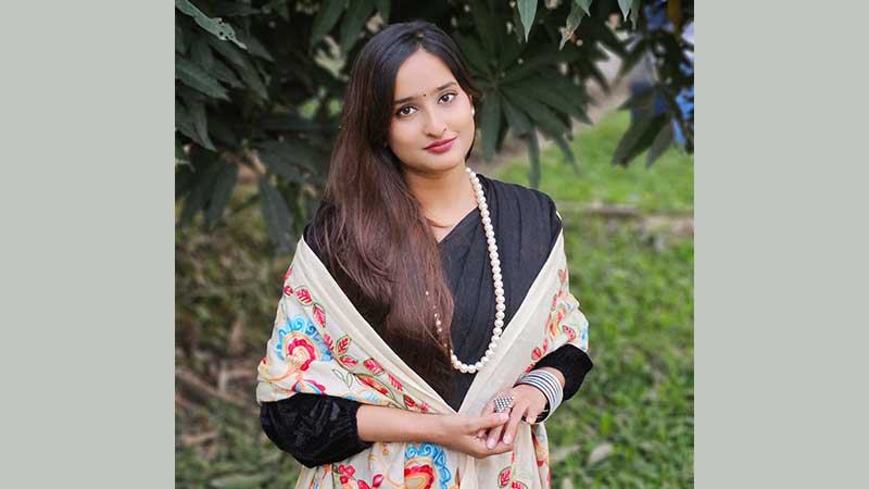আত্মবিশ্বাসী, প্রফেশনাল এবং উদ্যোক্তা হিসেবে গড়ে তুলছে