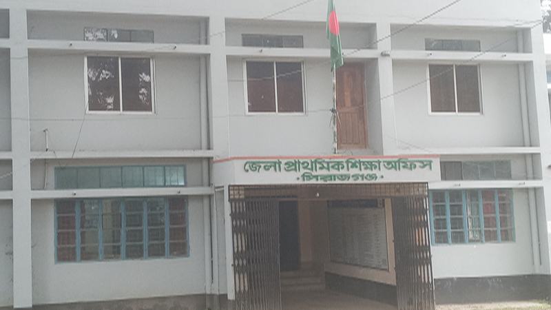 সিরাজগঞ্জে ৬৩ শতাংশ প্রাথমিক বিদ্যালয়ে নেই প্রধান শিক্ষক