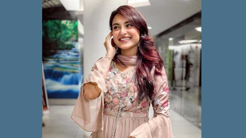 ঈদ আয়োজনে ত্রিভুজ প্রেমের গল্পে তটিনী