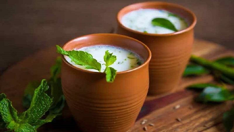ইফতারে বগুড়ার টক দইয়ের ঘোল