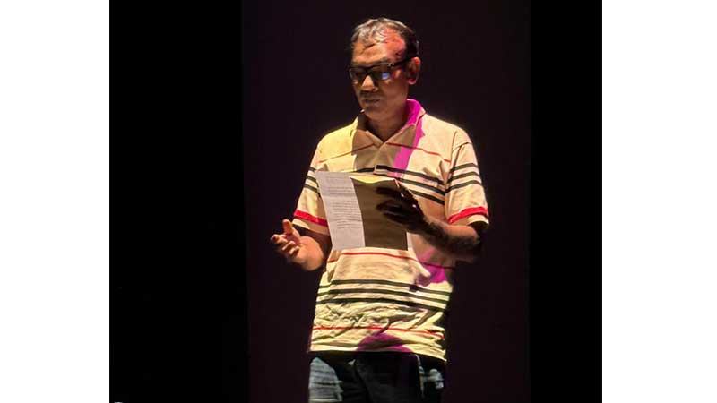 শুক্রবার মঞ্চে নতুন নাটক ‘কাদামাটি’