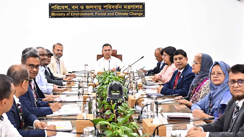 পরিবেশ রক্ষায় সাধারণ মানুষকে সচেতন করতে হবে