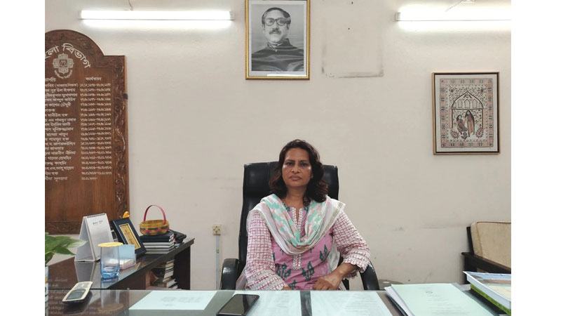 ছবি নামানোর মধ্য দিয়ে আমি শেখ হাসিনার প্রতি অনাস্থা জ্ঞাপন করি