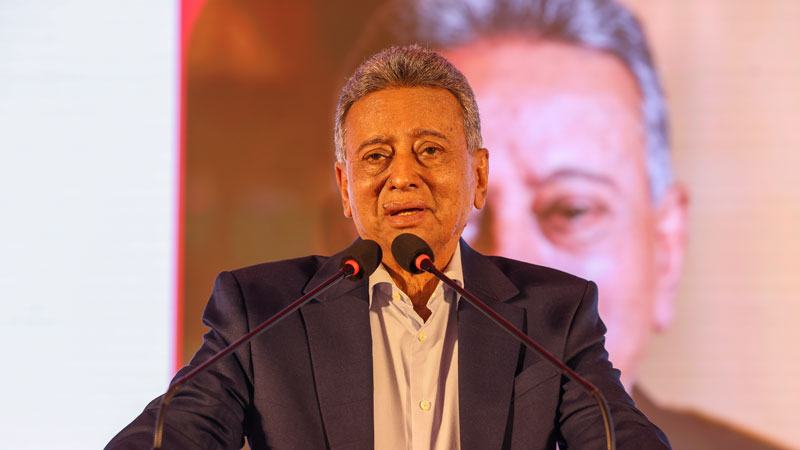 স্বল্প, মধ্য ও দীর্ঘমেয়াদি পরিকল্পনার মাধ্যমে অর্থনীতিকে পুনরুদ্ধারের চেষ্টা করছি