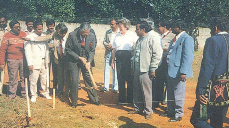 টিনশেডের যাত্রা থেকে আকাশছোঁয়া গন্তব্য