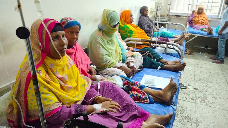 ক্যান্সার রোগীর চাপ বাড়লেও রমেকের একমাত্র রেডিওথেরাপি যন্ত্রটি বিকল