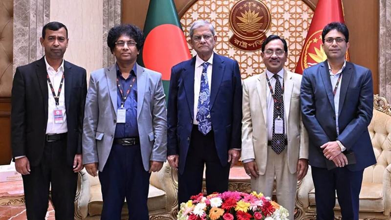 শুধু চাকরিপ্রত্যাশী নয় উদ্যোক্তা সৃষ্টিতে ভূমিকা রাখতে হবে: রাষ্ট্রপতি