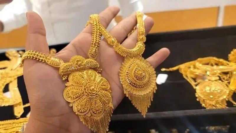 জাপানে রেকর্ড ছুঁয়েছে অলংকার বিক্রি