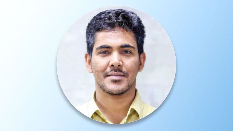 হল থেকে ছাত্রলীগ বিতাড়নের পথ দেখায় নারী শিক্ষার্থীরা