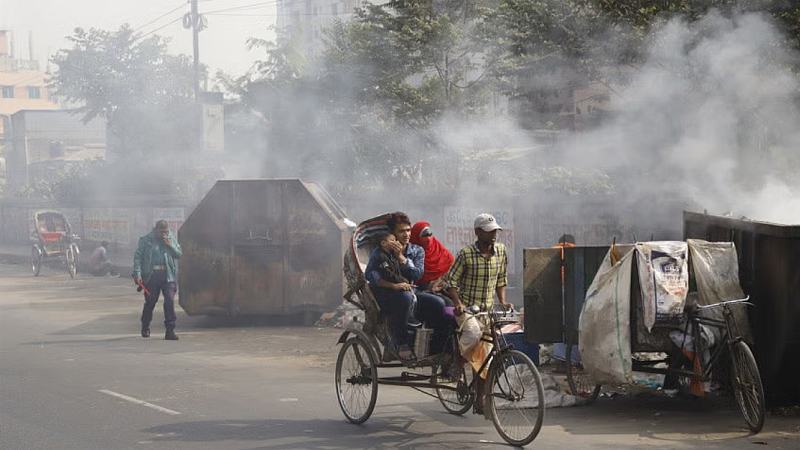 ঢাকার বাতাস আজ ‘সহনীয়’
