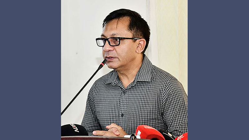 ব্যবসার দায়িত্ব ব্যবসায়ীদের হাতেই রাখতে চায় সরকার