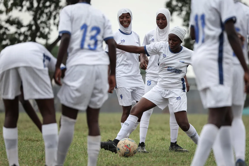 2025-10-15T070151Z_1644449334_RC23HGA5POAK_RTRMADP_3_NIGERIA-WOMEN-SOCCER-1761200320