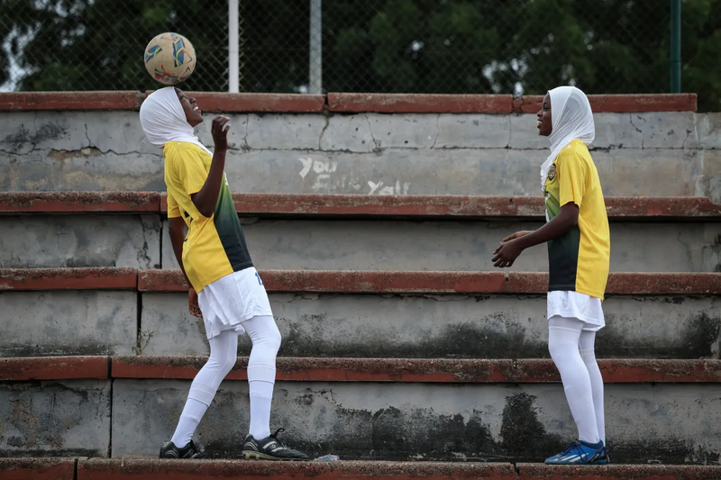 2025-10-15T070210Z_665512949_RC21HGAXAUXG_RTRMADP_3_NIGERIA-WOMEN-SOCCER-1761200371