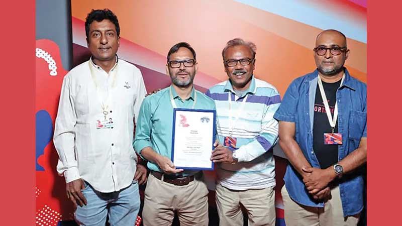 মস্কোয় বিশেষ স্বীকৃতি পেল ‘মাস্তুল’