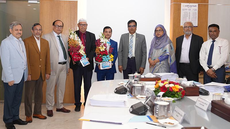 সোনালী ব্যাংকের নতুন দুই ডিএমডিকে পরিচালনা পর্ষদের শুভেচ্ছা