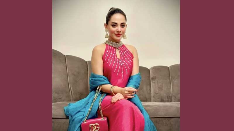 ভিন্ন লুকে আসছেন তমা মির্জা