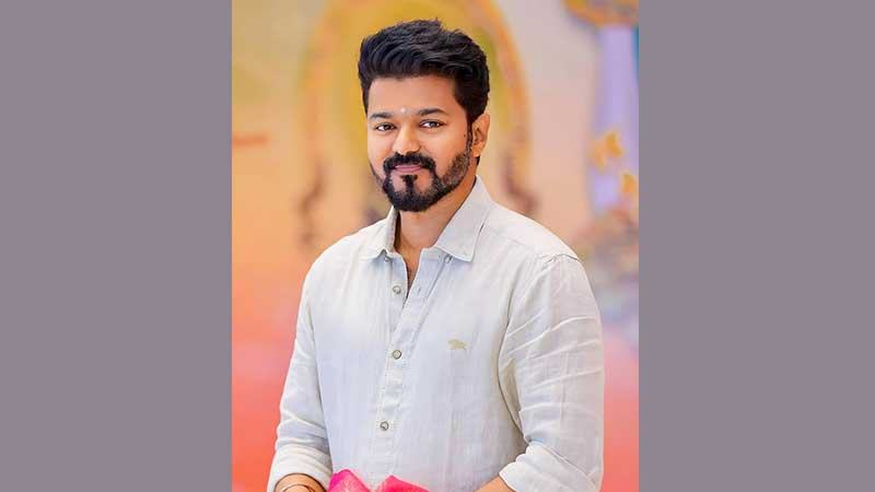 চলচ্চিত্রের মাধ্যমেই ‘জননেতা’ ইমেজ তৈরি করেছিলেন বিজয়