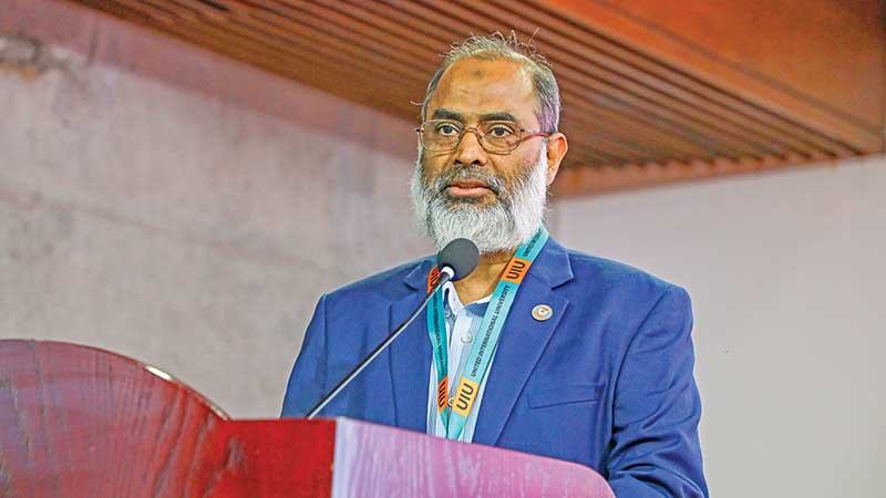 পৃথিবীতে যারা বড় তারা আলাদা কেউ না আমাদের মতোই —অধ্যাপক ড. মো. আবুল কাশেম মিয়া