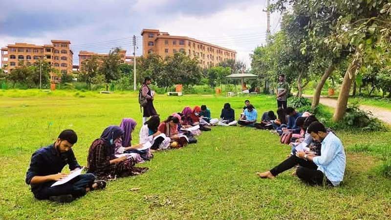 জ্ঞানান্বেষী শিক্ষার্থীদের মঞ্চ