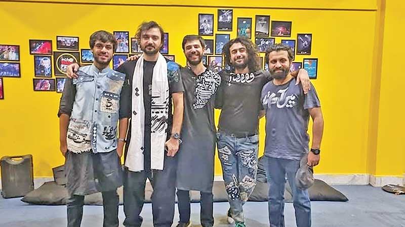ঢাকায় আসছে পাকিস্তানি ব্যান্ড বায়ান