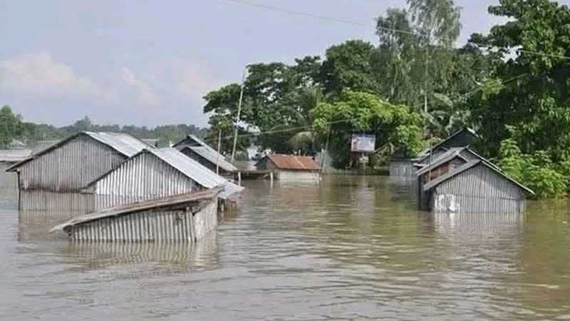 চাঁপাইনবাবগঞ্জে পানিবন্দি সাড়ে ছয় হাজার পরিবার