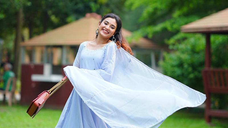 শৈল্পিক ঘরানার সিনেমায় অভিনয়ের ইচ্ছা আছে