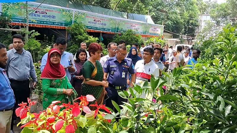 সবুজ বাংলাদেশ গড়তে মুন্সিগঞ্জে বৃক্ষরোপণ