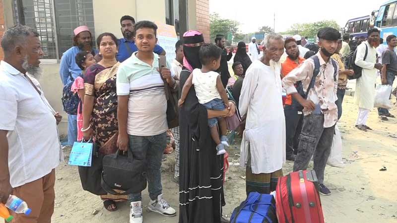 ঢাকা-মাওয়া এক্সপ্রেসওয়েতে মৃত্যুঝুঁকিতে ঘরমুখো মানুষ