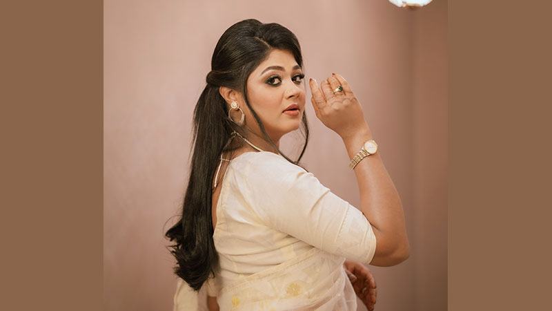 ঈদে অভিমানী মেয়ের চরিত্রে আসছেন মৌসুমী হামিদ