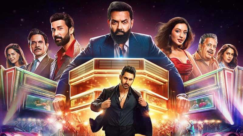 পর্দার পেছনের বলিউডকে তুলে আনলেন আরিয়ান খান