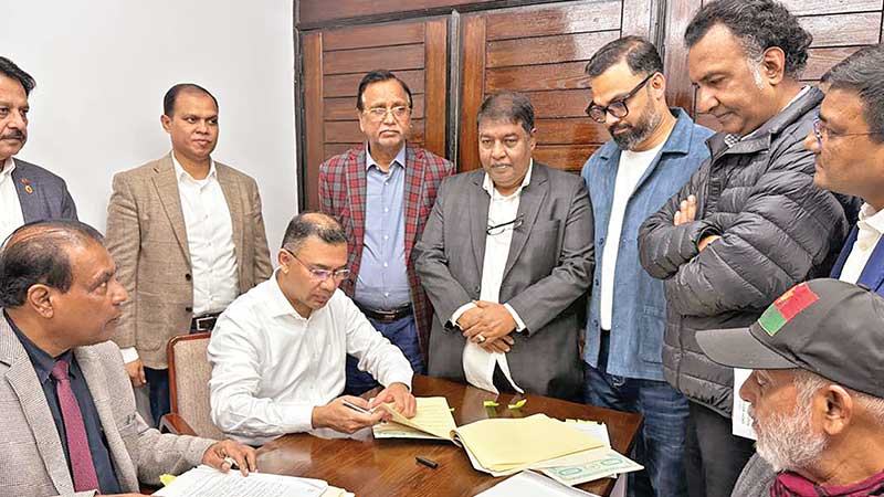 গুলশানের ভোটার হলেন তারেক রহমান, লড়বেন ঢাকা-১৭ আসনেও