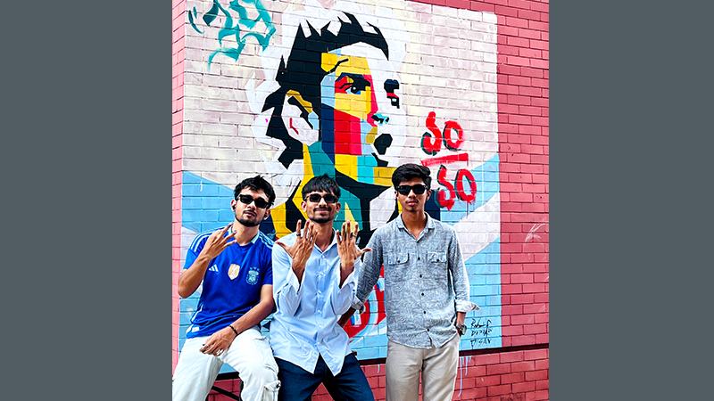 ক্যাম্পাসের দেয়ালে কিউবিজমে মূর্ত হলেন মেসি