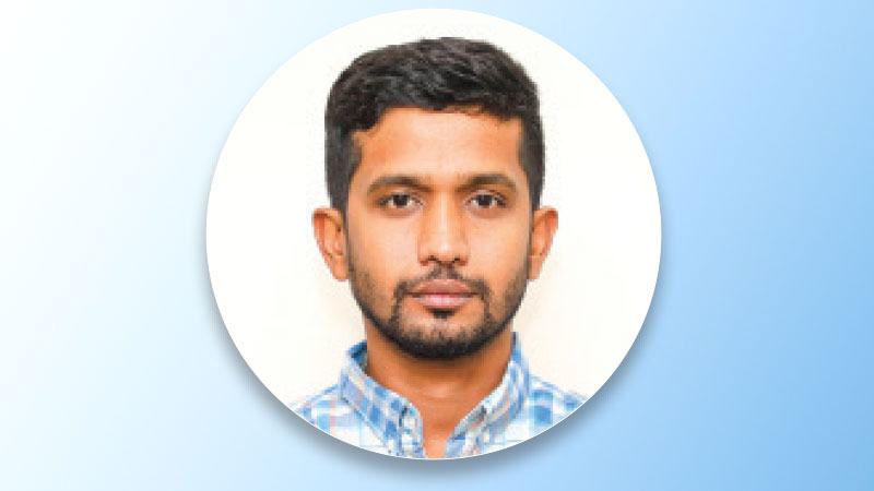 লাল বর্ষা: ছবির ফ্রেমে রাষ্ট্রের নিষ্ঠুরতা