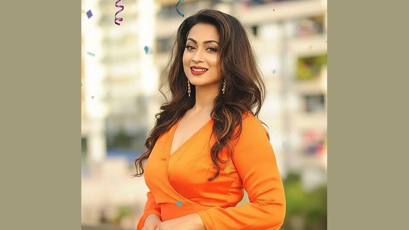 নিজের বায়োগ্রাফিতে অভিনয়ের ইচ্ছা পপির