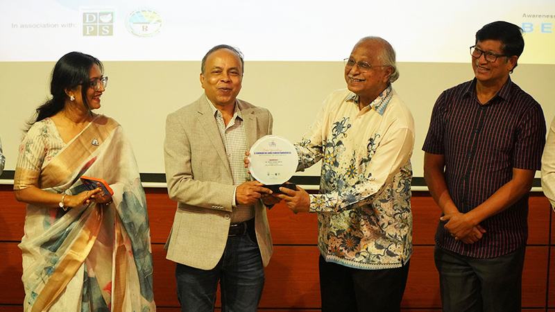 ফুসফুস ক্যান্সার সচেতনতায় এনএসইউতে সেমিনার