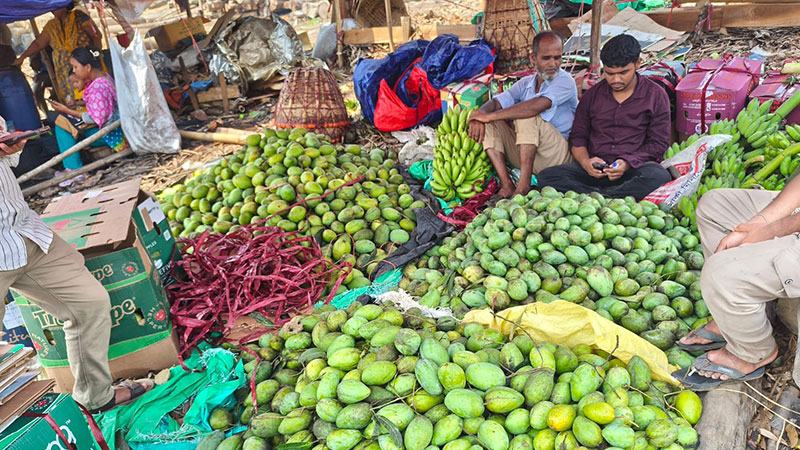 রাঙ্গামাটিতে ৪০ হাজার টন আম উৎপাদনের লক্ষ্যমাত্রা