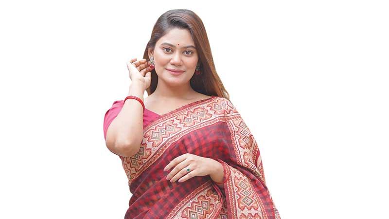 বিরহের নতুন গান নিয়ে মিথিলা