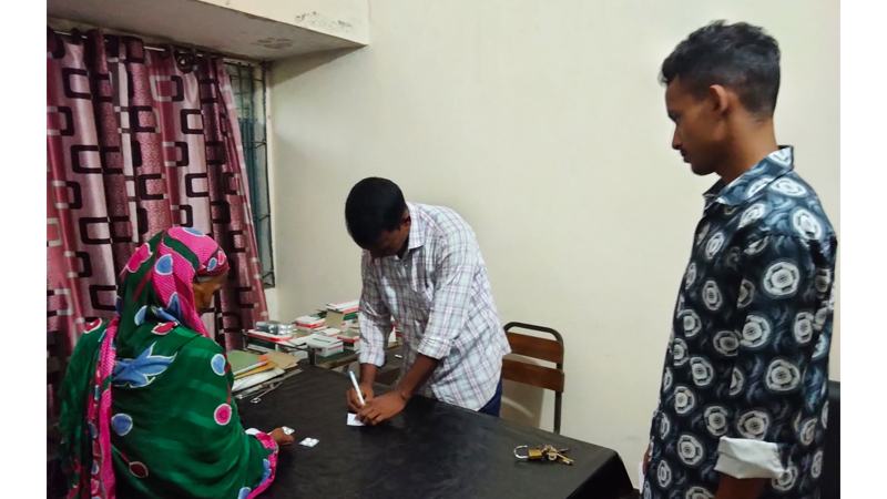 রংপুরে উপস্বাস্থ্য কেন্দ্রগুলোয় জনবল সংকট, রোগীরা নির্ভর করেন ফার্মাসিস্টের ওপর
