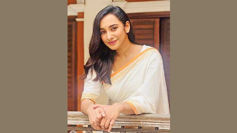 প্রথমবার যুক্তরাষ্ট্রে পারফর্ম করবেন আতিয়া আনিসা