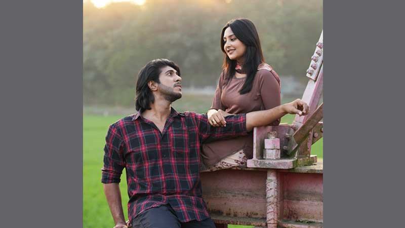 তৌসিফ-নীহার ‘প্রেমাতাল’