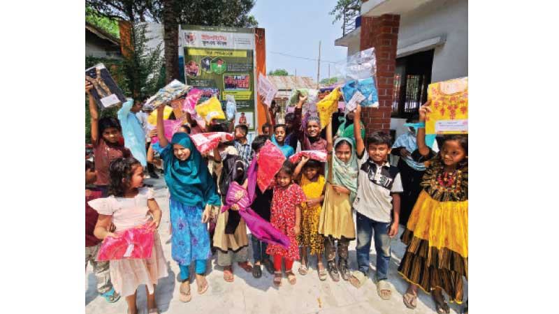 সুবিধাবঞ্চিত শিশুদের জন্য ১০ টাকায় ঈদের পোশাক