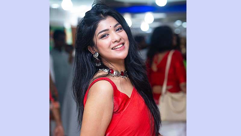 গুলমোহর দিয়ে ওটিটিতে অভিষেক হচ্ছে সারিকার