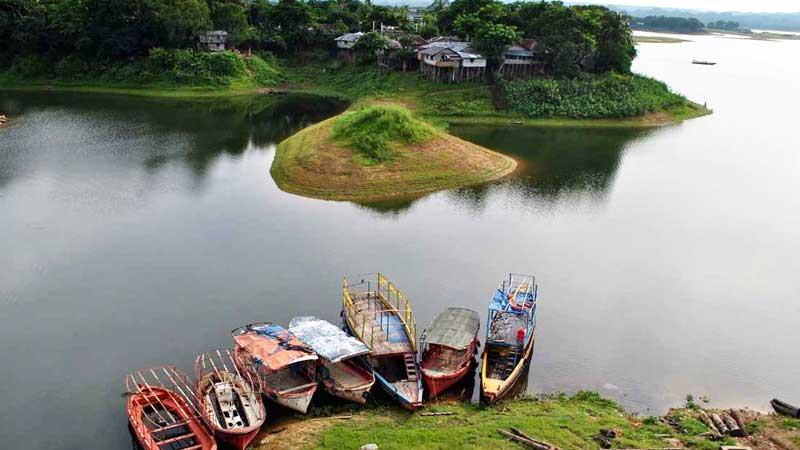 কাপ্তাই হ্রদে মাছ ধরায় নিষেধাজ্ঞা