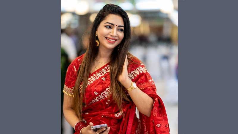 নতুন দুটি সিনেমা দিয়ে পর্দায় পা রাখছেন প্রভা